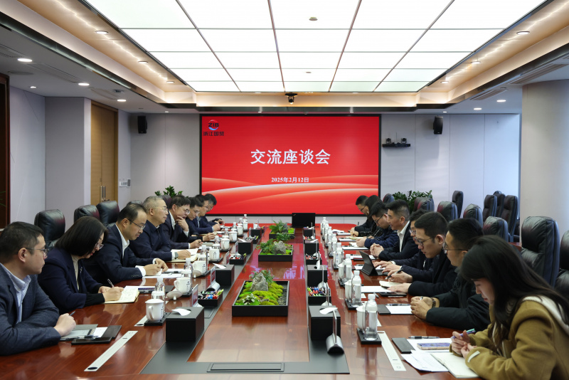 1739955730728309vyg7.jpg 701A8724.JPG